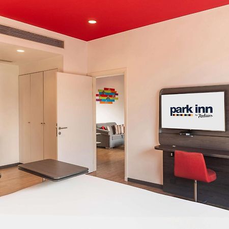 Park Inn By Radisson,South Delhi Nowe Delhi Zewnętrze zdjęcie Park Inn Munich Airport