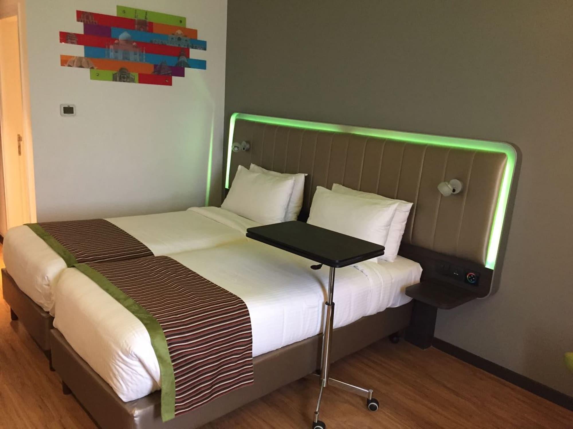 Park Inn By Radisson,South Delhi Nowe Delhi Zewnętrze zdjęcie A room at the hotel