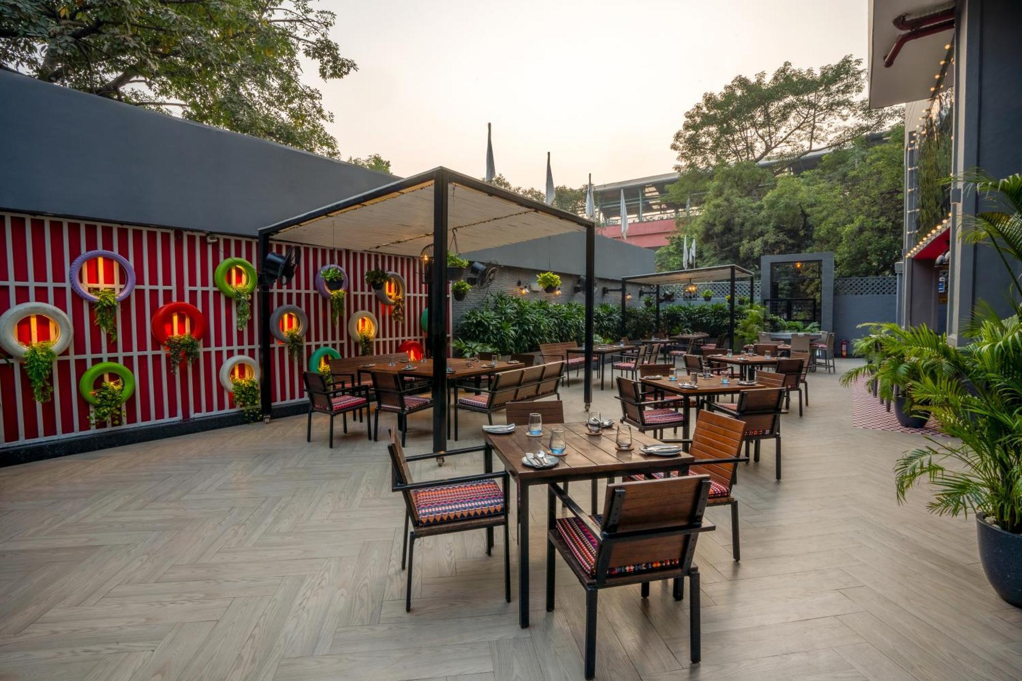 Park Inn By Radisson,South Delhi Nowe Delhi Zewnętrze zdjęcie The Terrace at The Park, New Delhi