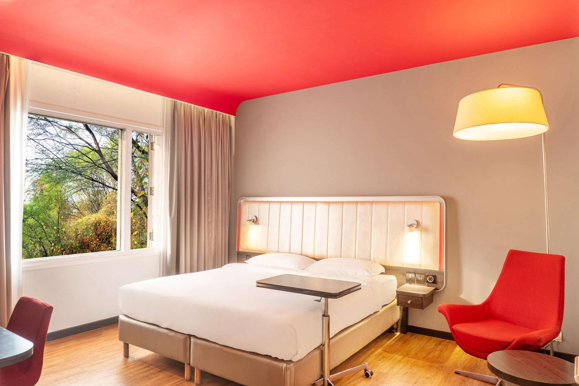 Park Inn By Radisson,South Delhi Nowe Delhi Zewnętrze zdjęcie A room at the hotel