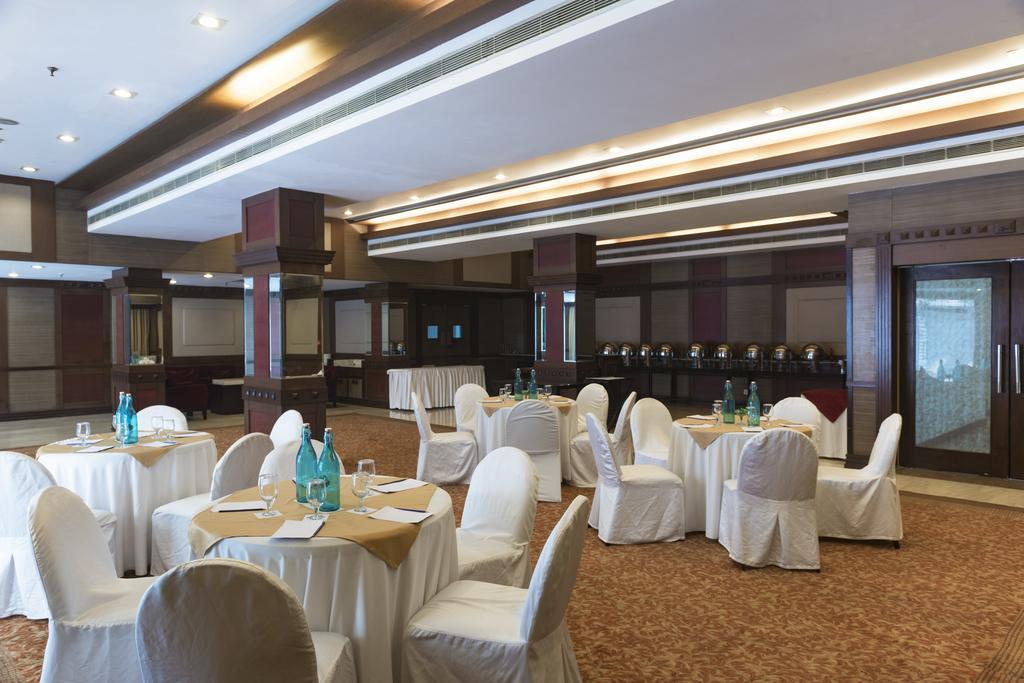 Park Inn By Radisson,South Delhi Nowe Delhi Zewnętrze zdjęcie The Royal Hall
